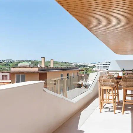 Prime Moderno Residences Apartmán *