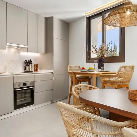 Prime Moderno Residences Apartmán *